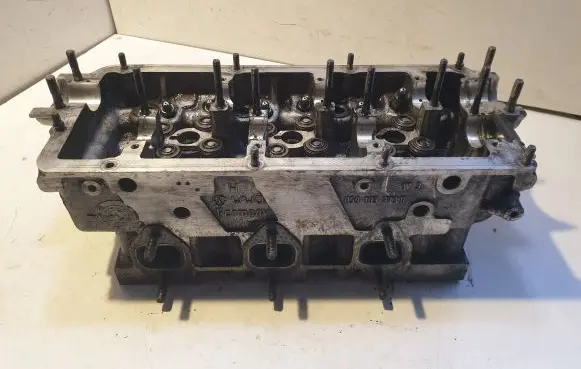 Audi A6 S6 C5 4B Engine head 059103373D