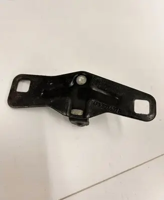 Audi A6 S6 C6 4F Loading door lock loop/hook striker 4F5827507B