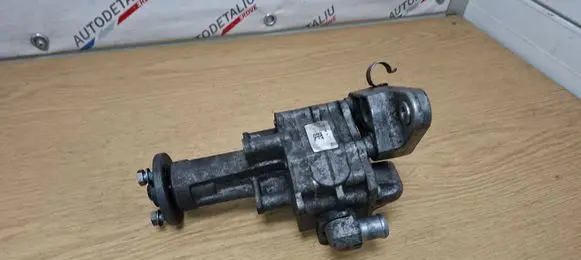 BMW X5 E70 Power steering pump 6796462