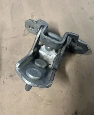 Renault Espace IV Rear door upper hinge