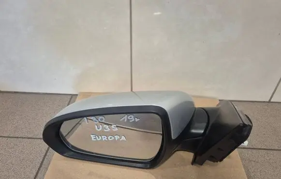Hyundai i30 Front door electric wing mirror 