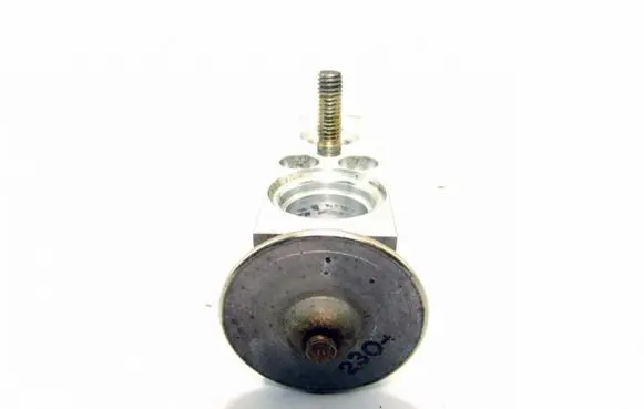 Air conditioning (A/C) expansion valve
