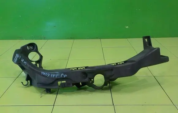 BMW 3 E92 E93 Headlight part PRZOD