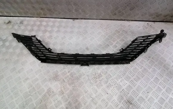 Peugeot 208 Front bumper lower grill 9823209880