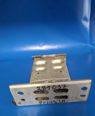 Toyota Prius (XW30) Front bumper cross member 5701447040