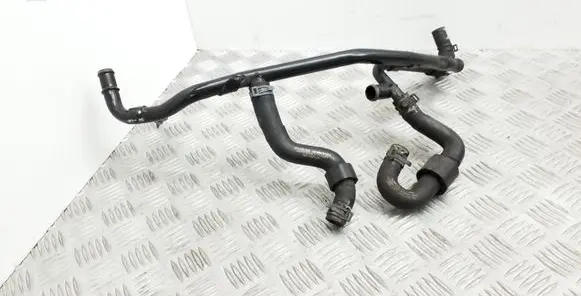 Volkswagen PASSAT B8 Engine coolant pipe/hose 3Q0121070L 3Q0121064N 3Q0122096