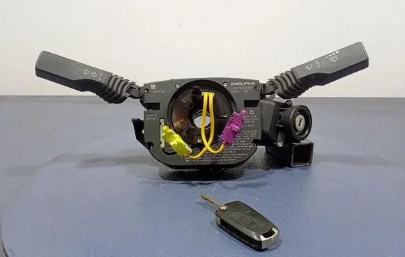 Opel Vectra C Other switches/knobs/shifts 13204146