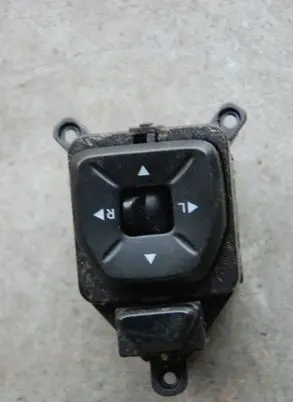 Hyundai ix35 Wing mirror switch 38348O1110