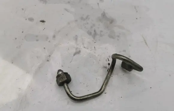 Jeep Grand Cherokee Fuel injector supply line/pipe NOCODE