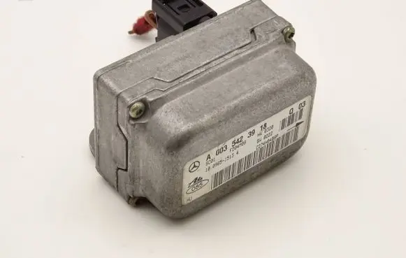 Mercedes-Benz C W203 ESP acceleration yaw rate sensor A0035423918