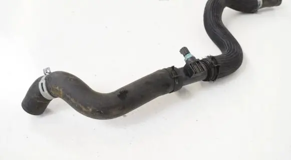 Nissan X-Trail T32 Engine coolant pipe/hose