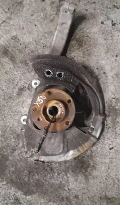 BMW X5 E53 Front wheel hub 16193510