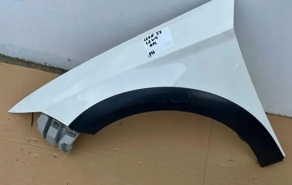 Seat Leon (5F) Fender