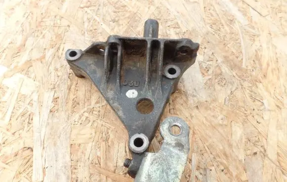 Infiniti G20 Engine mounting bracket DD1019