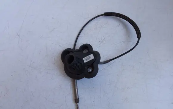 BMW 7 F01 F02 F03 F04 Gear shift cable linkage 7582066