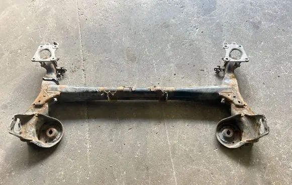 Citroen DS5 Rear beam 