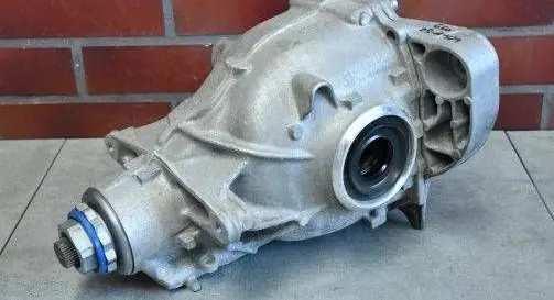 BMW 5 G60 Rear differential 8839460