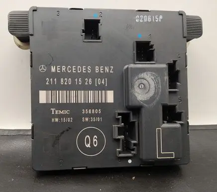 Mercedes-Benz E W211 Door control unit/module A2118201526