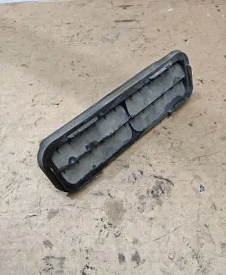 Mercedes-Benz C W205 Quarter panel pressure vent A2058301301
