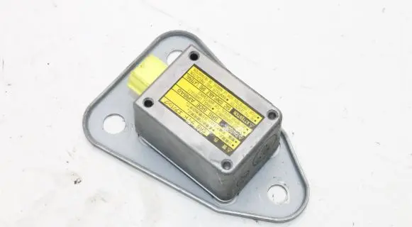 Lexus SC 300 - 400 Airbag deployment crash/impact sensor 8986024020