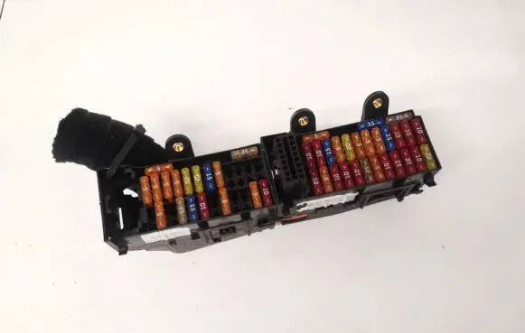 Volkswagen Fox Fuse box set 5z1971340bt 5z1971340