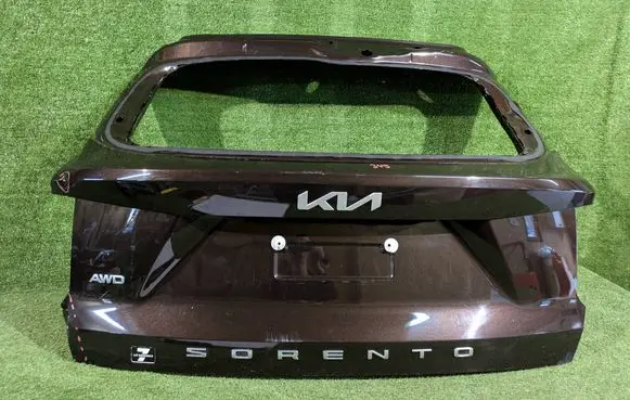 KIA Sorento IV Truck tailgate