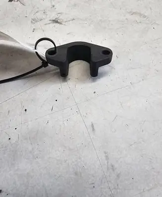 BMW 5 E60 E61 Fuel Injector clamp holder 