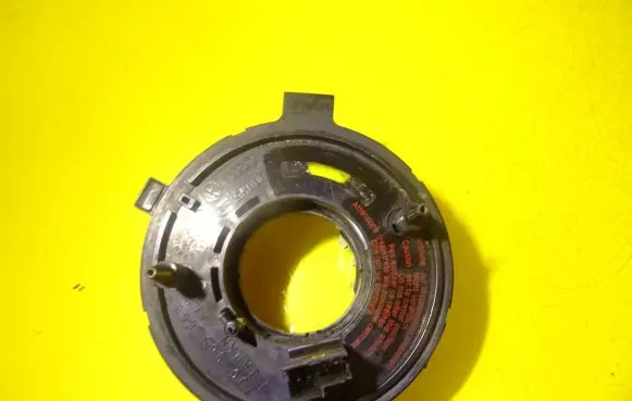 Audi A3 S3 8L Airbag slip ring squib (SRS ring) 1J0959653
