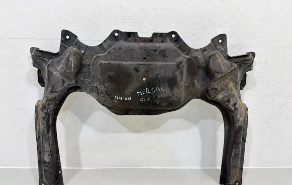 Mercedes-Benz SLK R172 Engine splash shield/under tray A1725240430