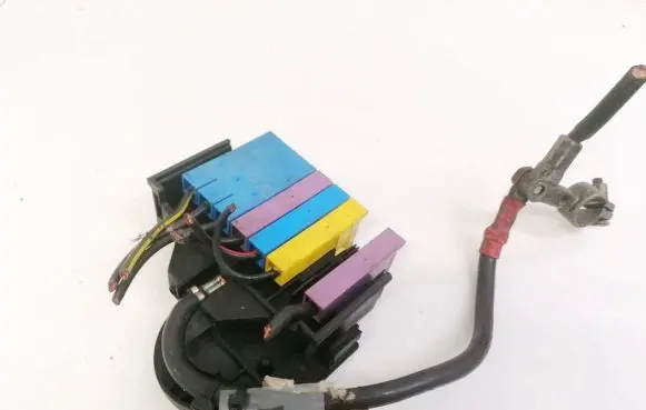 Opel Zafira A Fuse box set 9685661 968566-1