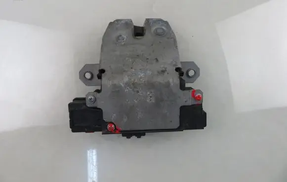 Land Rover Range Rover Sport L320 Tailgate/trunk/boot lock/catch/latch FQR500021