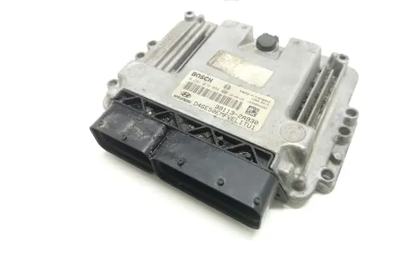 Hyundai i30 Engine control unit/module 391132A930 0281019084 D4GE50EMFVELITU1