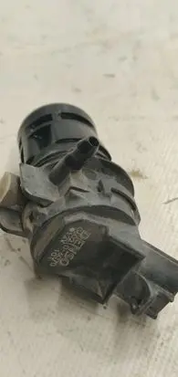 Subaru Outback (BS) Windshield washer spray nozzle 