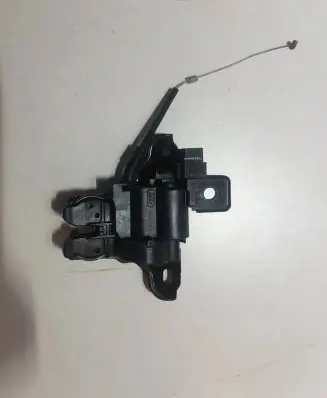 Ford Fusion II Tailgate/trunk/boot lock/catch/latch DS73F43282AE 282545918