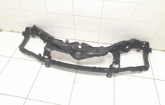 Ford Focus Top upper radiator support slam panel 8M519F721AA
