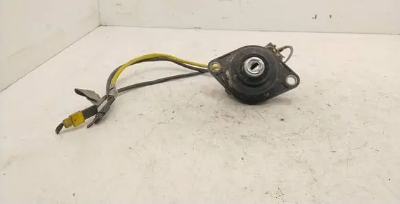 BMW 7 E38 Tailgate/trunk/boot lock/catch/latch 8150240