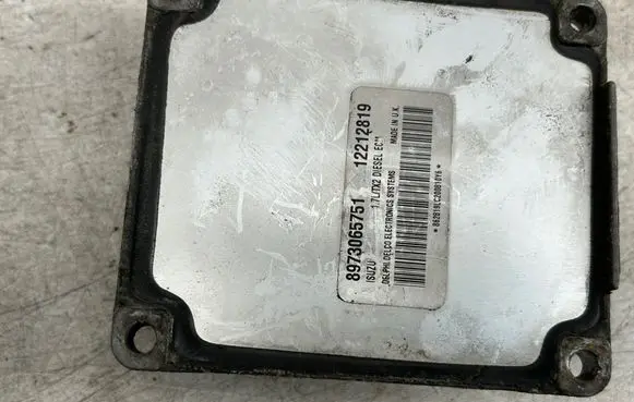 Opel Astra J Engine control unit/module 12212819 8973065751