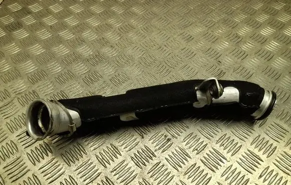 Air intake hose/pipe