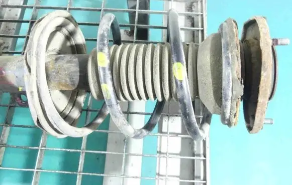 Toyota Avensis T250 Front coil spring IMPRK1112383