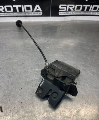 Mercedes-Benz C W203 Loading door lock A1717500085 A1717500185