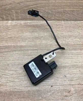 BMW X5 E53 Aerial antenna amplifier 8380945 USED