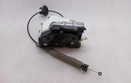 Lamborghini LP 640-4 Coupe door lock (next to the handle) 8J1837016F