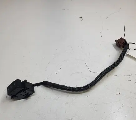 Nissan Leaf I (ZE0) Seat heating switch 2721B 689TC3NF0A