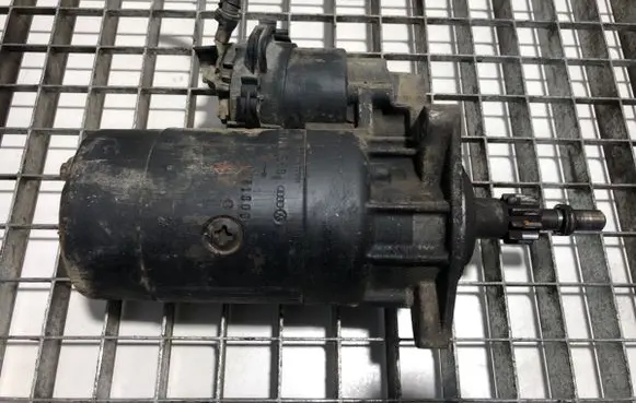 Volkswagen Transporter - Caravelle T4 Starter motor 02B911023A