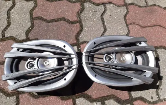 Fiat Punto (188) Front door speaker