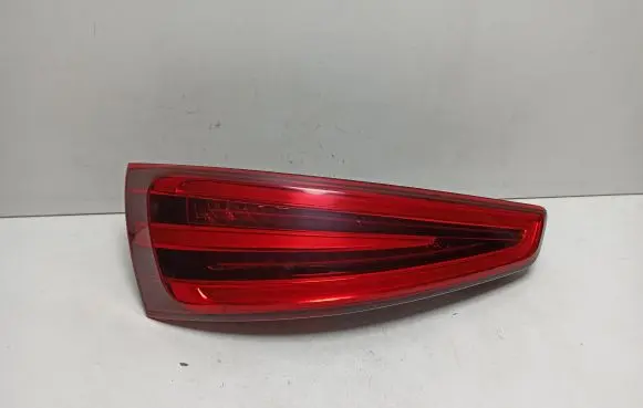 Audi Q3 8U Tailgate rear/tail lights 8U0945093A
