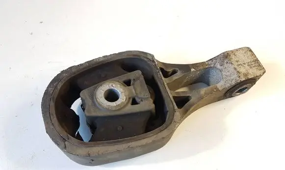 Peugeot 2008 II Engine mount bracket 9824116780
