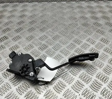Subaru Forester SJ Accelerator throttle pedal 36010FJ000 1988007941
