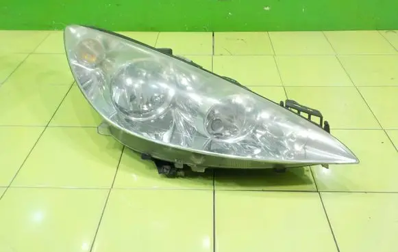 Peugeot RCZ Headlight/headlamp PRZOD