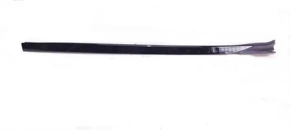 BMW X7 G07 Windshield trim 7463527